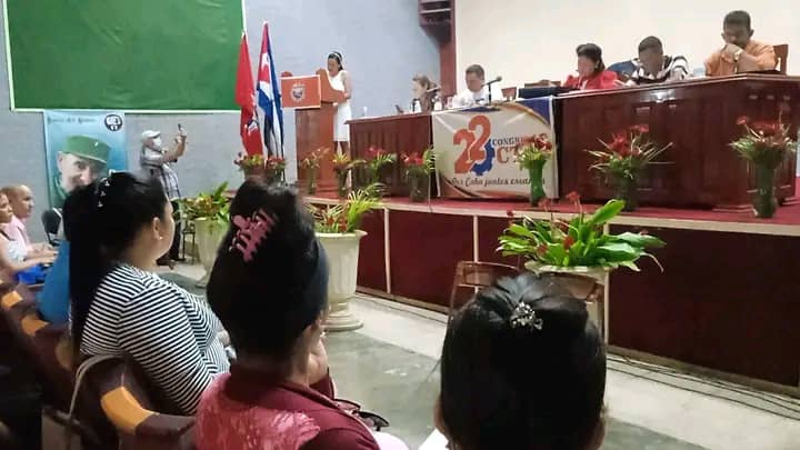 Los delegados a la Conferencia 22 Congreso de La Central de Trabajadores de Cuba en Campechuela, expresaron la necesidad de incrementar la producción de alimentos y la lucha contra la corrupción y las ilegalidades en este territorio
#ProvinciaGranma
@YudelkisOrtizB @YanetsyTerry