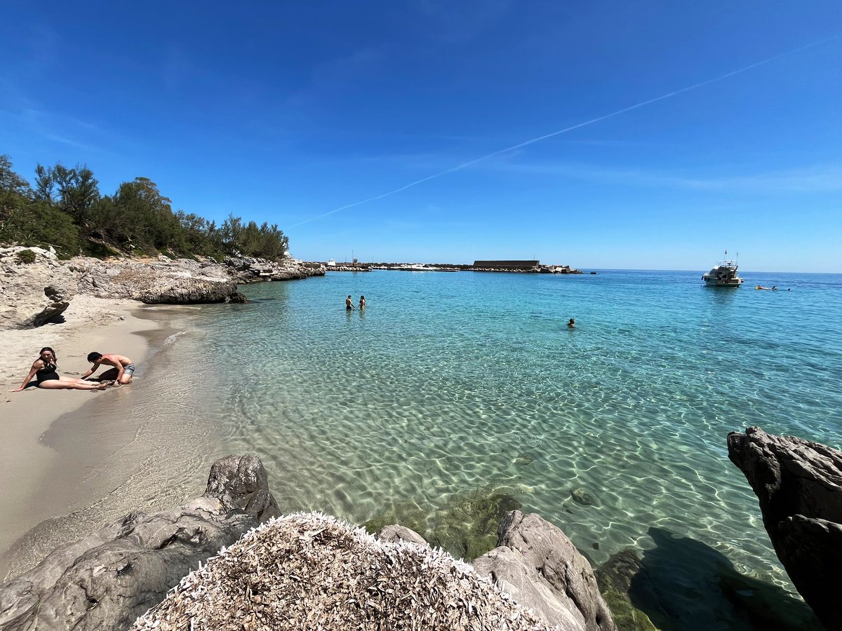 gdarpa92's tweet photo. The sea at the end of May it’s just pure relaxation. No crowds, no litters, no heatwave. Paradise at its finest. Best way to detox from the big city ❣️✨ #sicily #sea #palermo #capogallo #relax #may #heaven #sunshine #swim #detox https://t.co/PeJEslJoZI