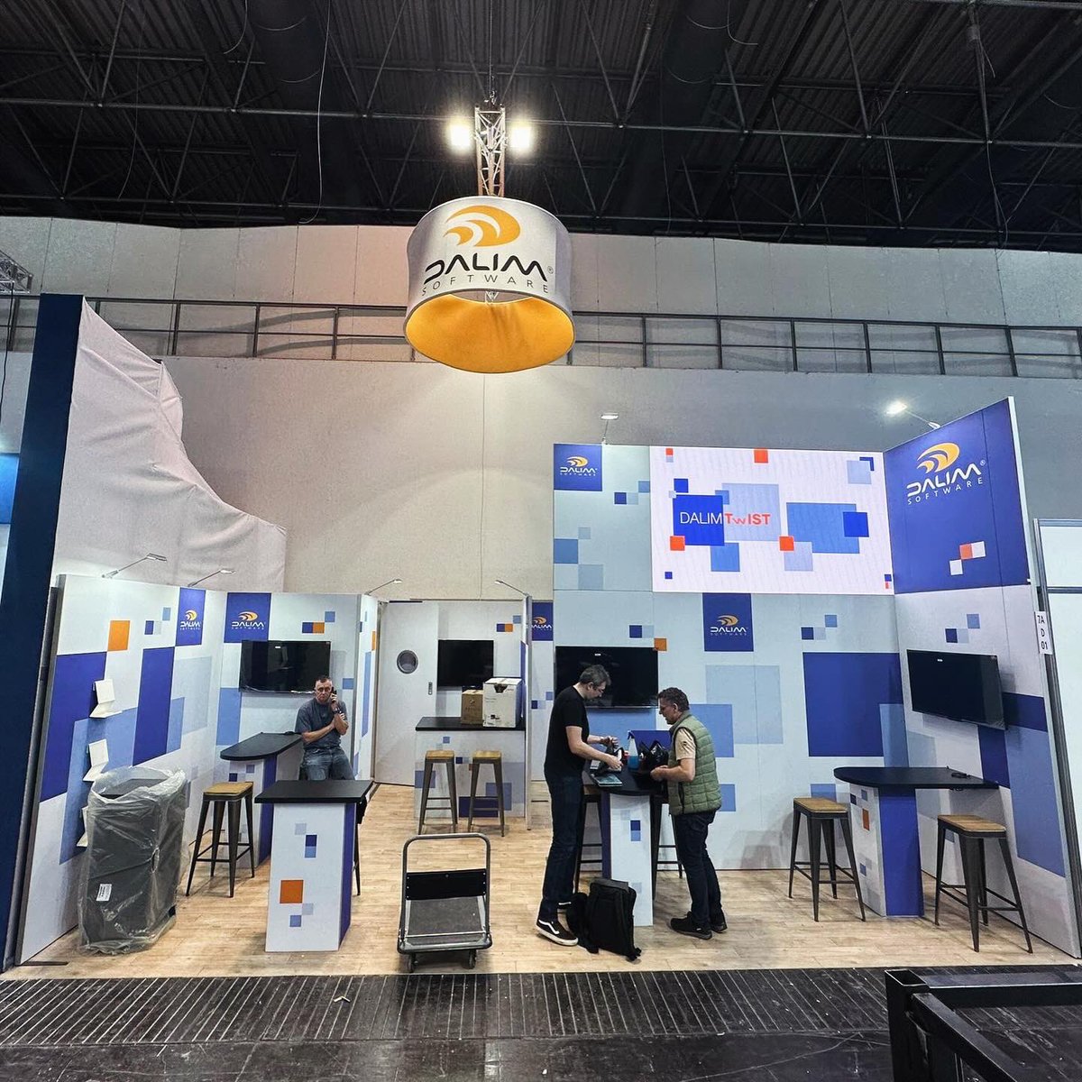 DALIM SOFTWARE tweet media