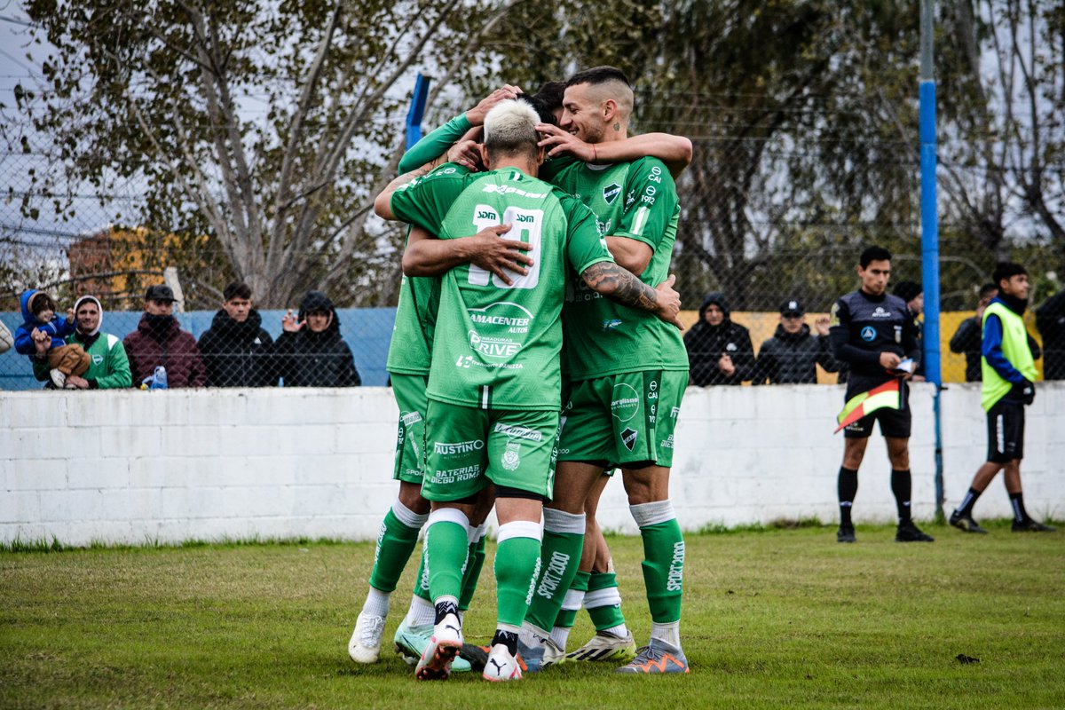 📸 Central Ballester 0 - #Ituzaingó 3

🔜 La próxima fecha será como local ante L.N. Alem (sábado 15:30hs).

#VamosVerde 💚