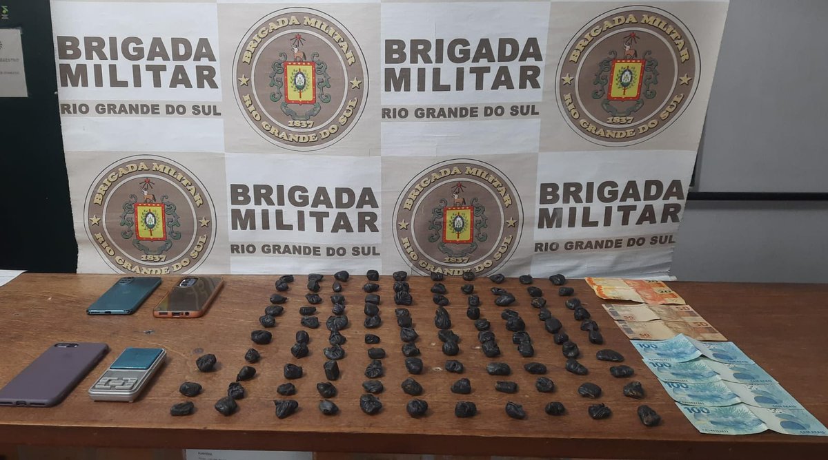A  Brigada Militar através do 5° BPChq efetuou prisão de homem por tráfico de drogas em Santa Vitória do Palmar.