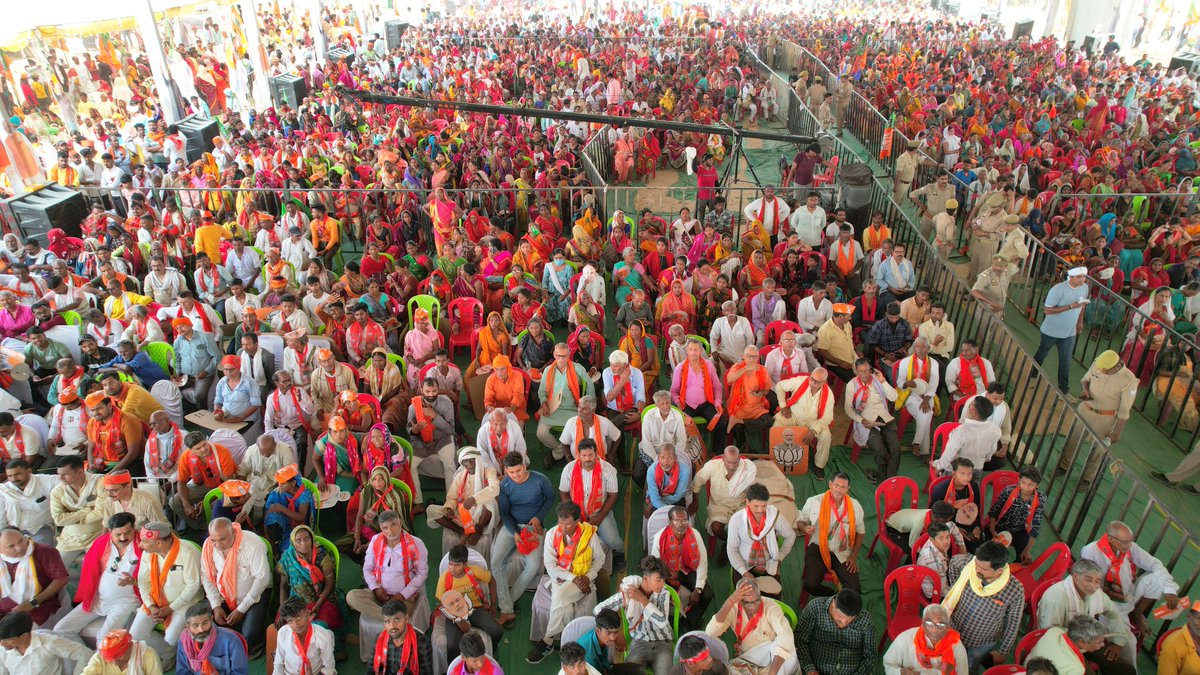 भाजपा के प्रति इस स्नेह के लिए मैं चंदौली की जनता का आभार व्यक्त करता हूँ।