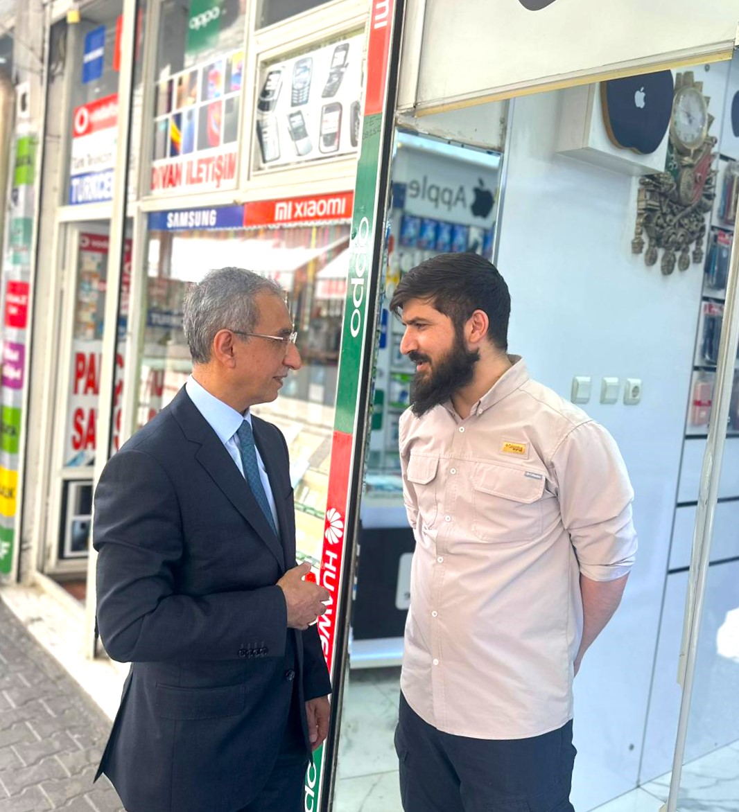 ProfDrDusak's tweet photo. #Siverekli hemşehrilerimizle bir arada olmanın mutluluğunu yaşıyoruz.
Memleketimizin geleceği için hemşehrilerimizin refahı adına var gücümüzle çalışmaya devam edeceğiz; çünkü hemşehrilerimiz her şeyin en güzelini hak ediyor. https://t.co/LF5jDvsL9w