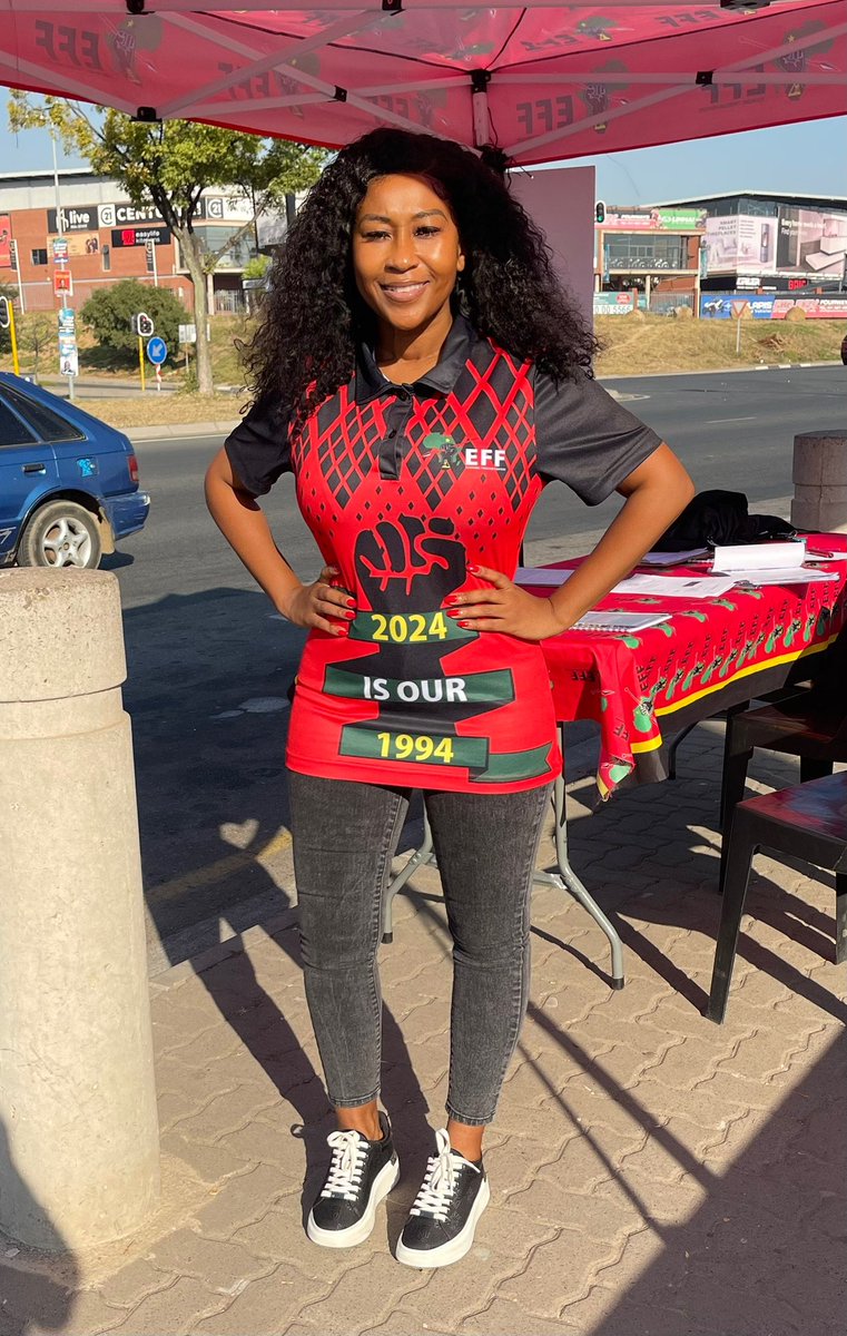 sewelankoana's tweet photo. #2024IsOur1994 ✊on 29 May please do the right thing. Vote EFF✊ https://t.co/63ri49iJZR