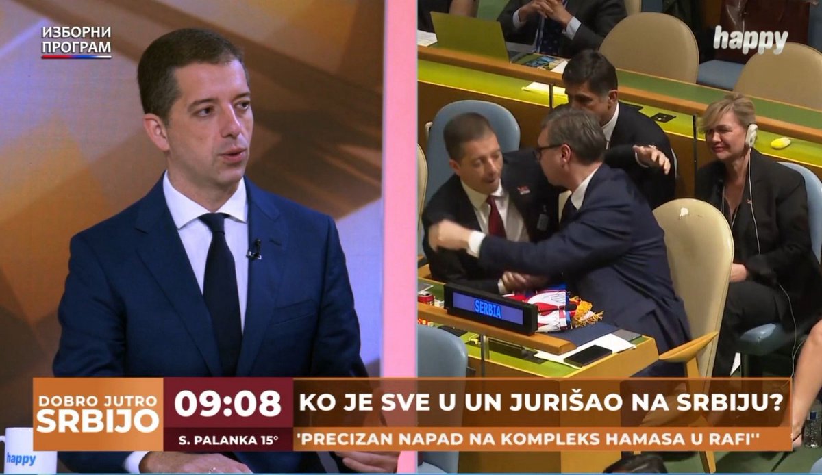 Министар @markodjuric изјавио је да је, у борби против усвајања Резолуције о #Сребреница, #Србија у #УН организовала дипломатску акцију, коју је предводио @predsednikrs као покретачки дух, и да је у њој учествовало #МСП, као и читав државни систем. 📃⬇️ 🔗mfa.gov.rs/mediji/vesti/d…