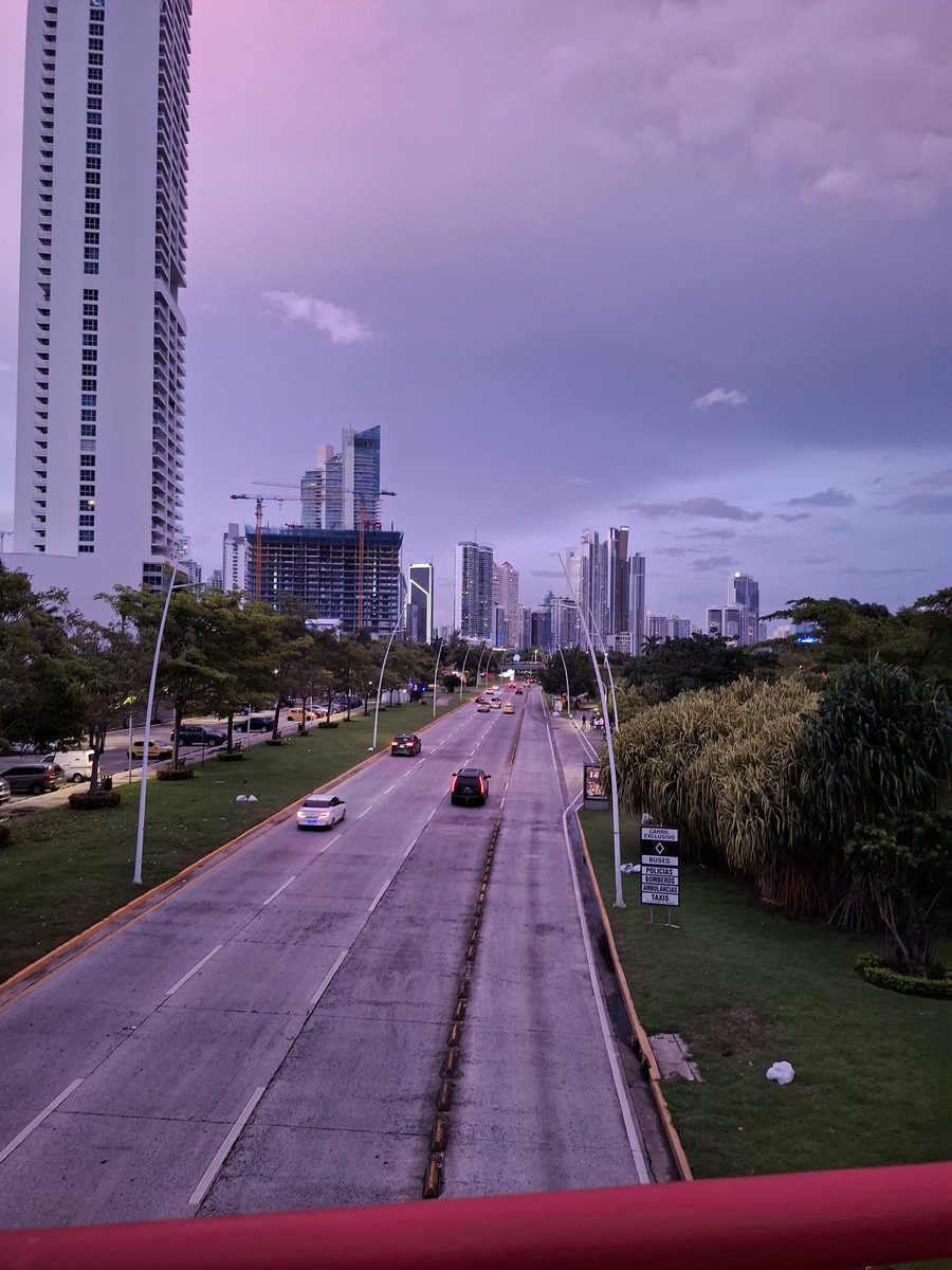 Notesoskr's tweet image. Bonito Atardecer 🌇🌃26/5