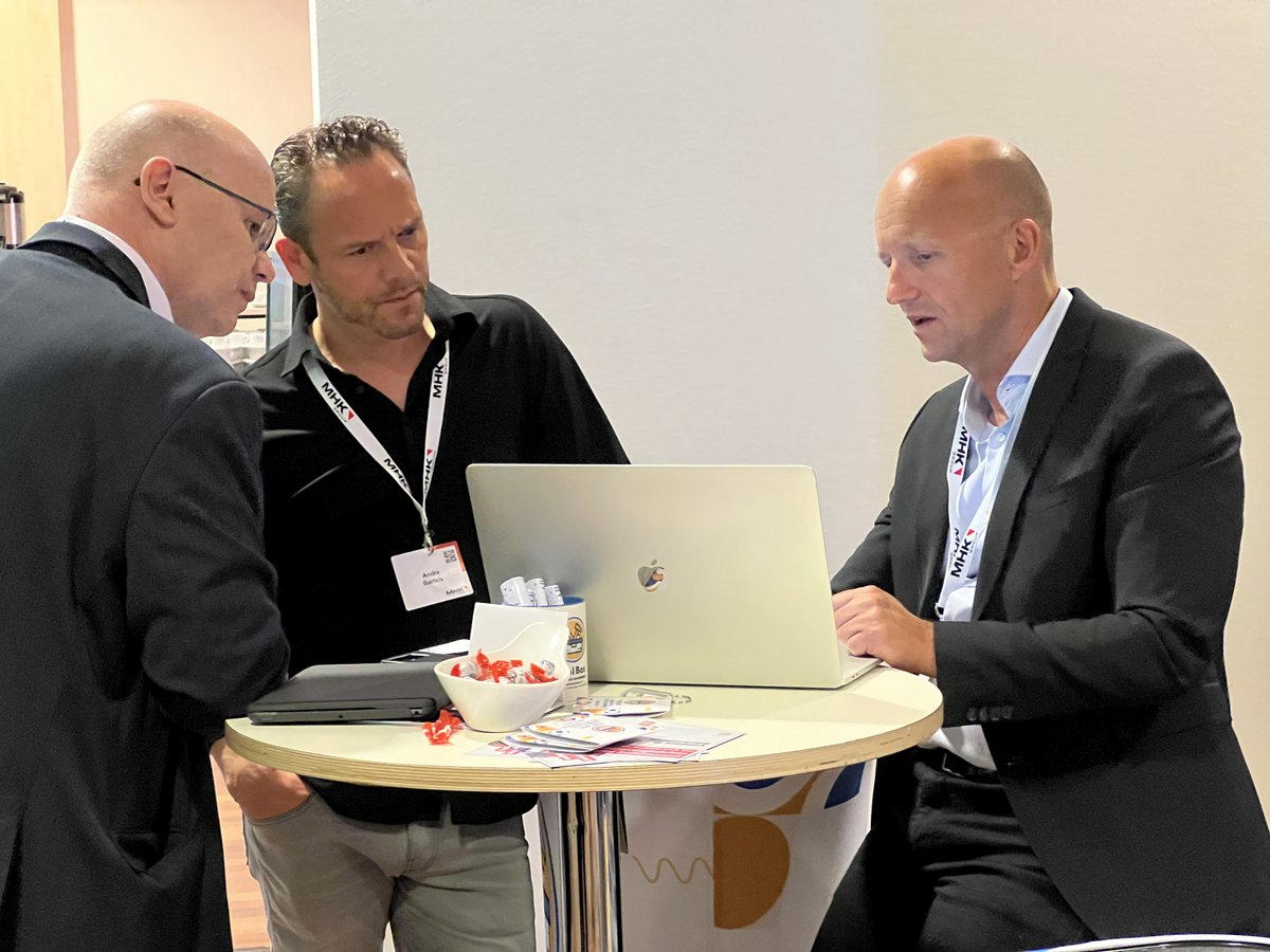 toolboxsoftware's tweet image. 🌟 Tool Box auf der Living &amp;amp; Style Messe in Berlin! 🌟

Wir freuen uns, dass wir als Aussteller auf der MHK Living &amp;amp; Style Messe in Berlin dabei sein durften! Die Veranstaltung war ein Erfolg &amp;amp; bot uns die Gelegenheit, viele neue und bestehende Kunden zu treffen. 🛠️🤝 #handwerk