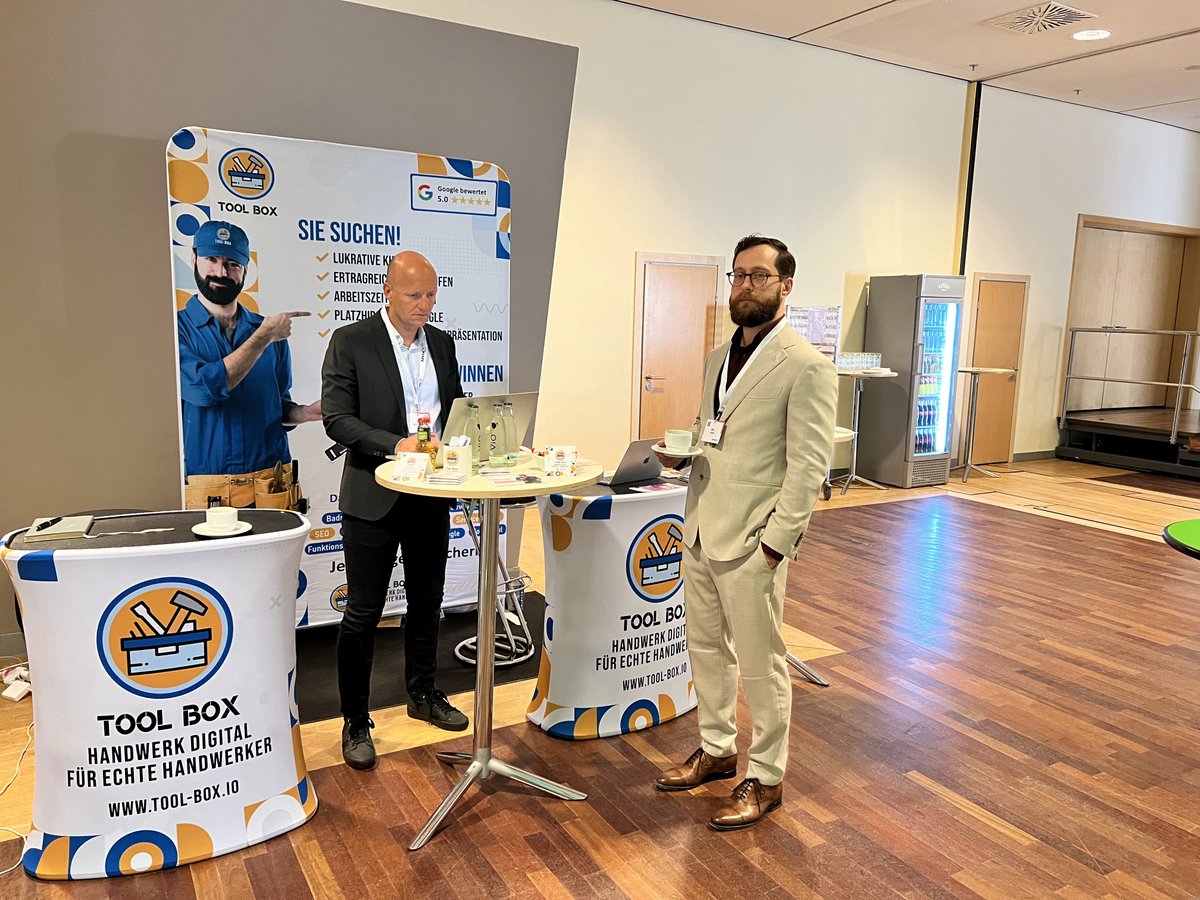 toolboxsoftware's tweet image. 🌟 Tool Box auf der Living &amp;amp; Style Messe in Berlin! 🌟

Wir freuen uns, dass wir als Aussteller auf der MHK Living &amp;amp; Style Messe in Berlin dabei sein durften! Die Veranstaltung war ein Erfolg &amp;amp; bot uns die Gelegenheit, viele neue und bestehende Kunden zu treffen. 🛠️🤝 #handwerk