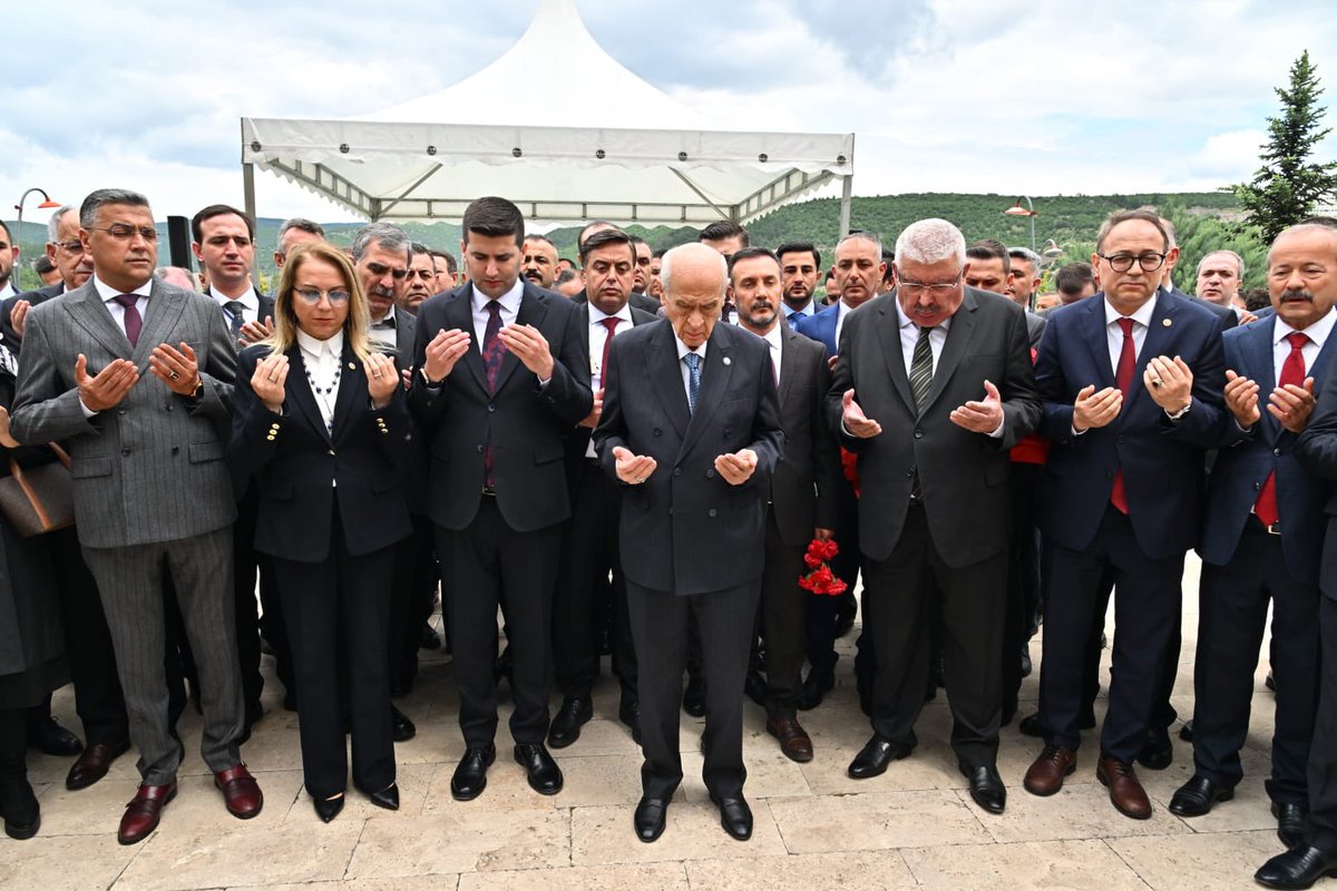 Liderimiz Sayın Devlet BAHÇELİ, Kızılcahamam’daki Ülkücü Şehitler Anıtı’nı Ziyaret Etti.