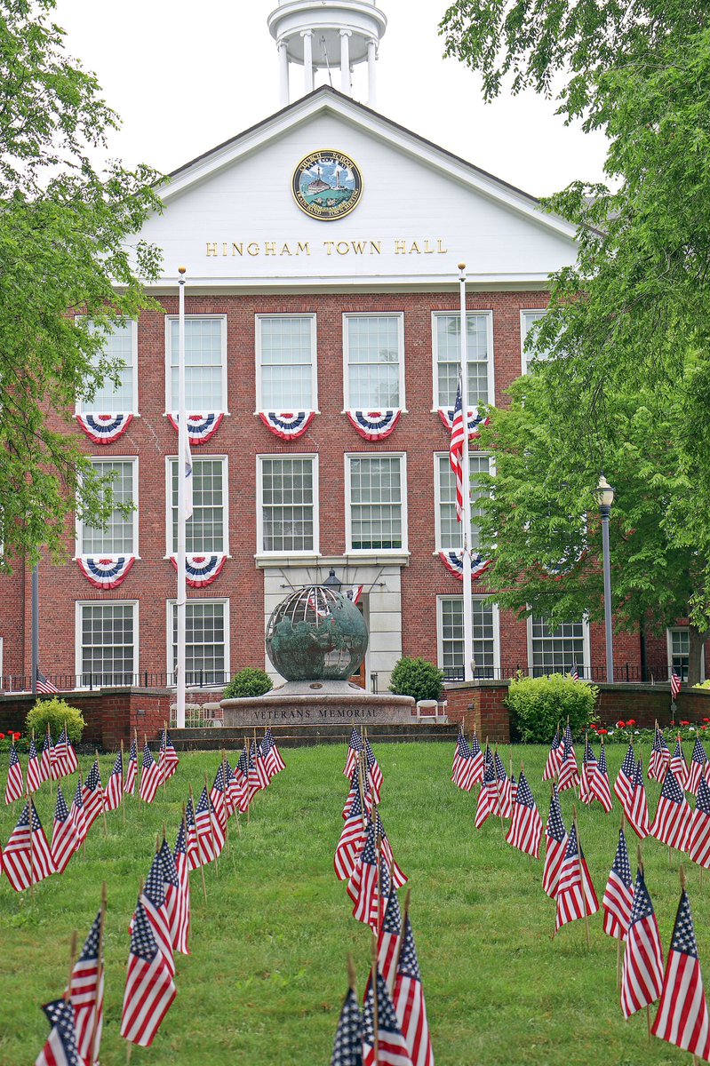 Today, we remember and honor those who made the ultimate sacrifice while serving our country. Reminder, Hingham’s Memorial Day Ceremony begins at 11am outside in front of Town Hall. #MemorialDay