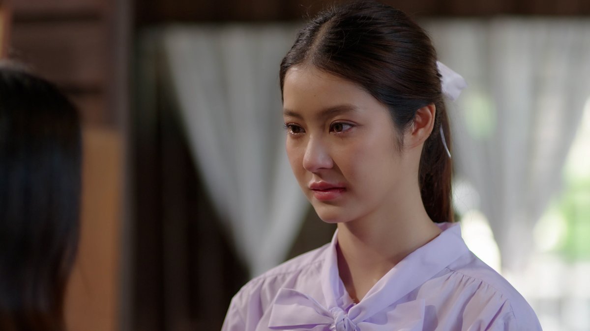 PloysYearbookTH's tweet image. ไม่ว่าใครก็ไม่ควรโดนกลั่นแกล้งแบบนี้ #PloysYearbookEP15
@NamtanTipnaree