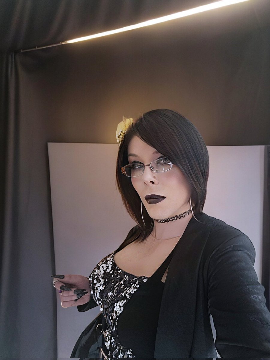 tvandrea131's tweet image. 😇🥰
#lehrer #shool #working #Andrea