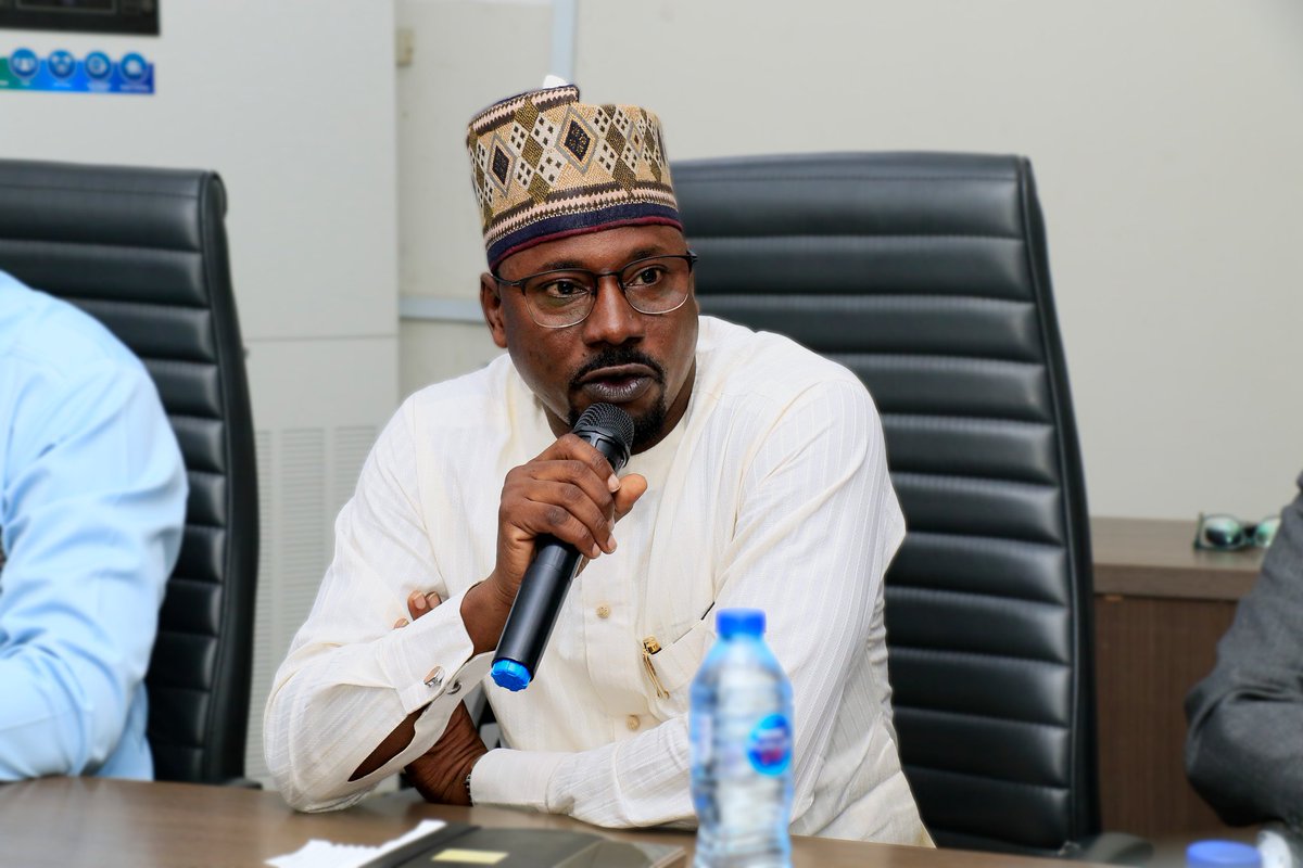 official_shehu's tweet photo. I see you walking down the right path, the one that leads you to happiness, prosperity and blessed contentment. I see you strong and healthy, capable and successful, spiritually calm, emanating Allah's image. Your future is clear, your days are bright. @abbaaliyu_ @TheREANigeria https://t.co/YLWolhufw9