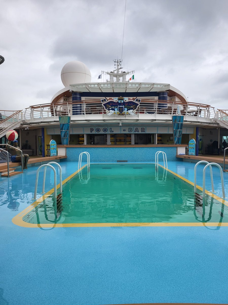 jwttravel's tweet photo. Fiona and Kayleigh from the JWT Cruises team are onboard #JeweloftheSeas in Cobh today, a cruise ship with exceptional dining, show stopping entertainment and even poolside movies and rock climbing!
#RoyalCaribbean
#JWTTravel #jwtcruises #cruiseexperts #travelinspiration https://t.co/O8D3Pkvzdv