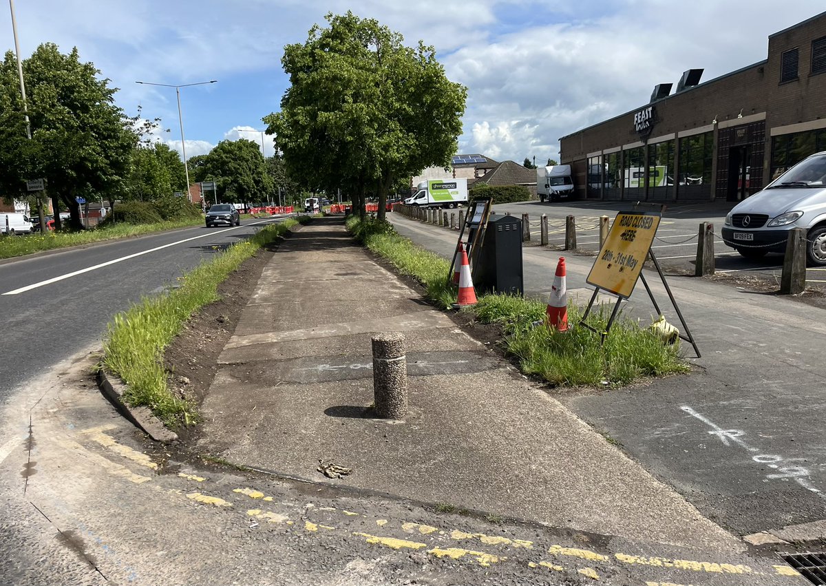 Melton Road Heritage Cycle Track & Footways Refurbishment underway in Leicester … @carltonreid @TransportXtra @visit_leicester @Leicester_News @CHYMLeics @janet_rideleics @ActionLeicester @LeicesterCCG @CyclingUK_EMids @SustransEMids