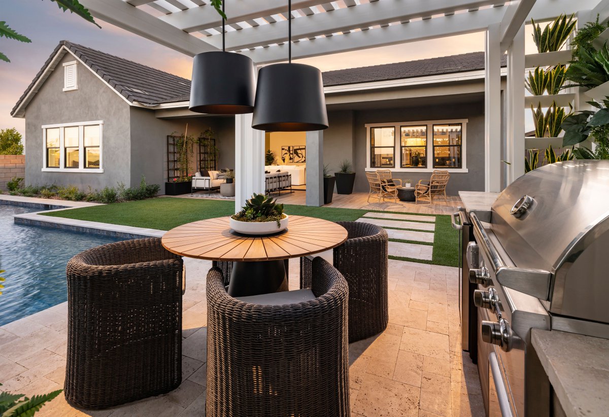 Outdoor entertaining is an essential part of modern life. There are plenty of elements to consider for your luxury backyard design, including outdoor dining. Explore 13 outdoor dining space ideas for your own backyard oasis: bit.ly/3WSE5yO