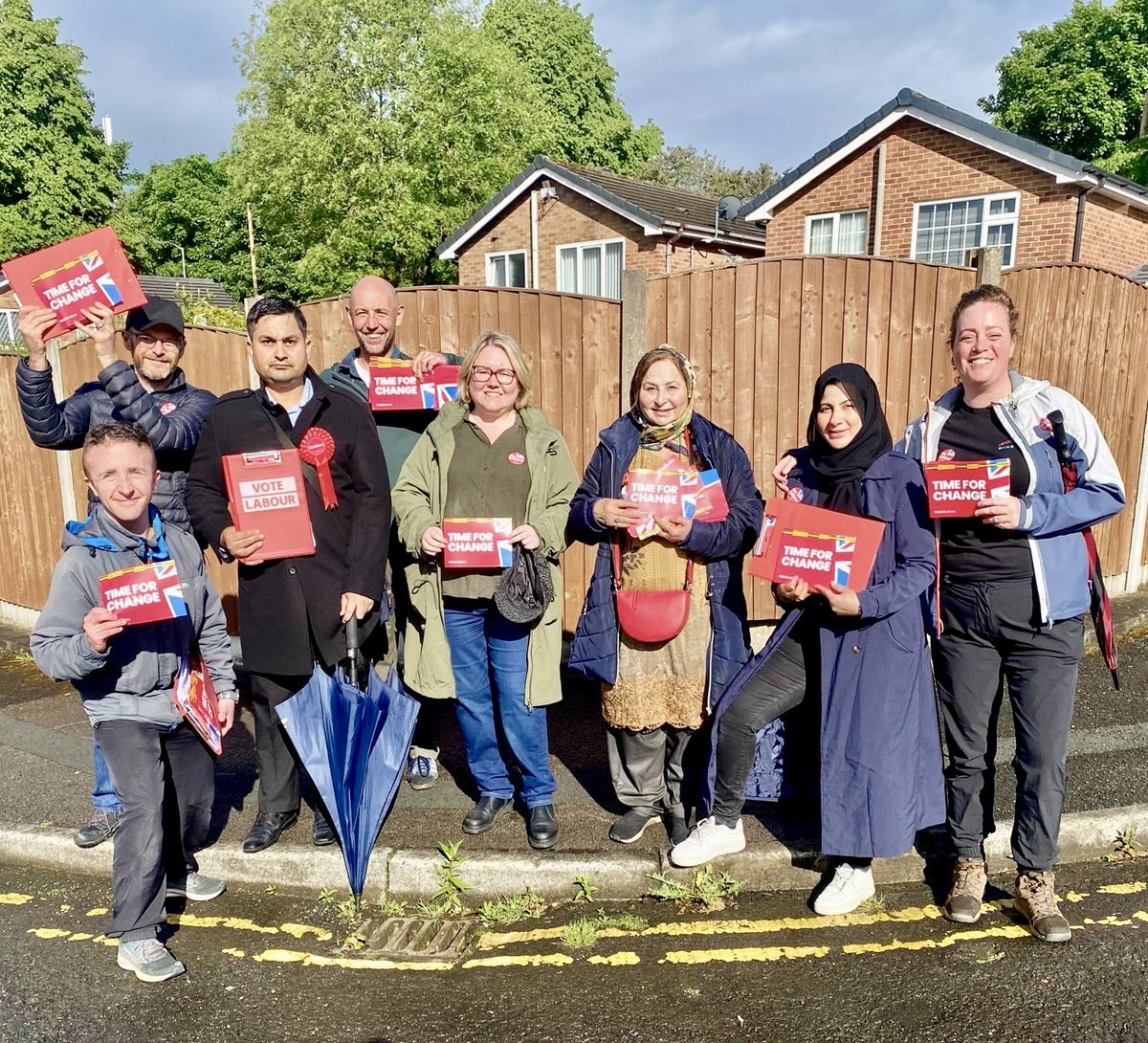 We powered on through a thunderstorm on day 5 and spoke to almost 100 people in Radcliffe North & Ainsworth Ward. Day 6 in Redvales Ward of Bury North where residents are ready for a change.🌹#VoteLabour #GeneralElections