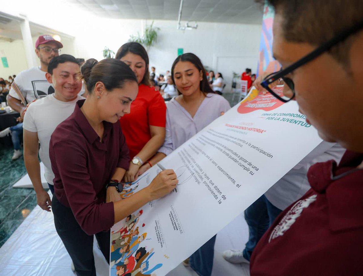 cancunaldi2's tweet photo. 🔶#Elecciones #AnaPatyPeralta asume compromiso con el impulso y bienestar de las juventudes. La candidata a la presidencia municipal de Benito  sostuvo que la juventud es el motor que impulsa la continuidad de la transformación. 🔸#Cancún 
#SigueLeyendo 👉 https://t.co/mu65jRhFTO https://t.co/Hz6QQ93vAm