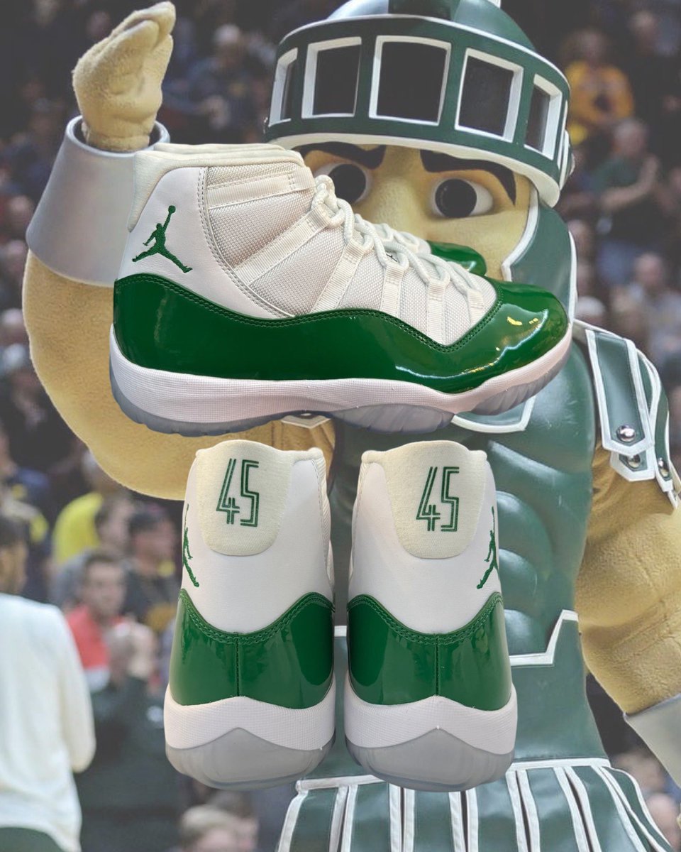 “Michigan State” Air Jordan 11s 🤍💚 LEARN MORE: sneakerbardetroit.com/air-jordan-11-…