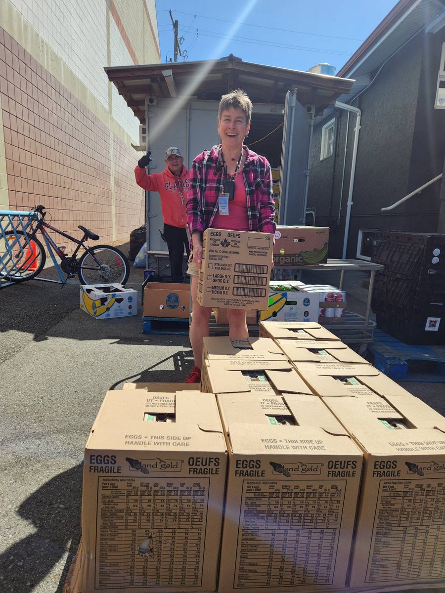 A massive thank you to @bceggs for this EGGcellent donation we are positively EGGstatic! 

#Food4All #VancouverIsland #community #endhunger #FeedEmAll #grateful