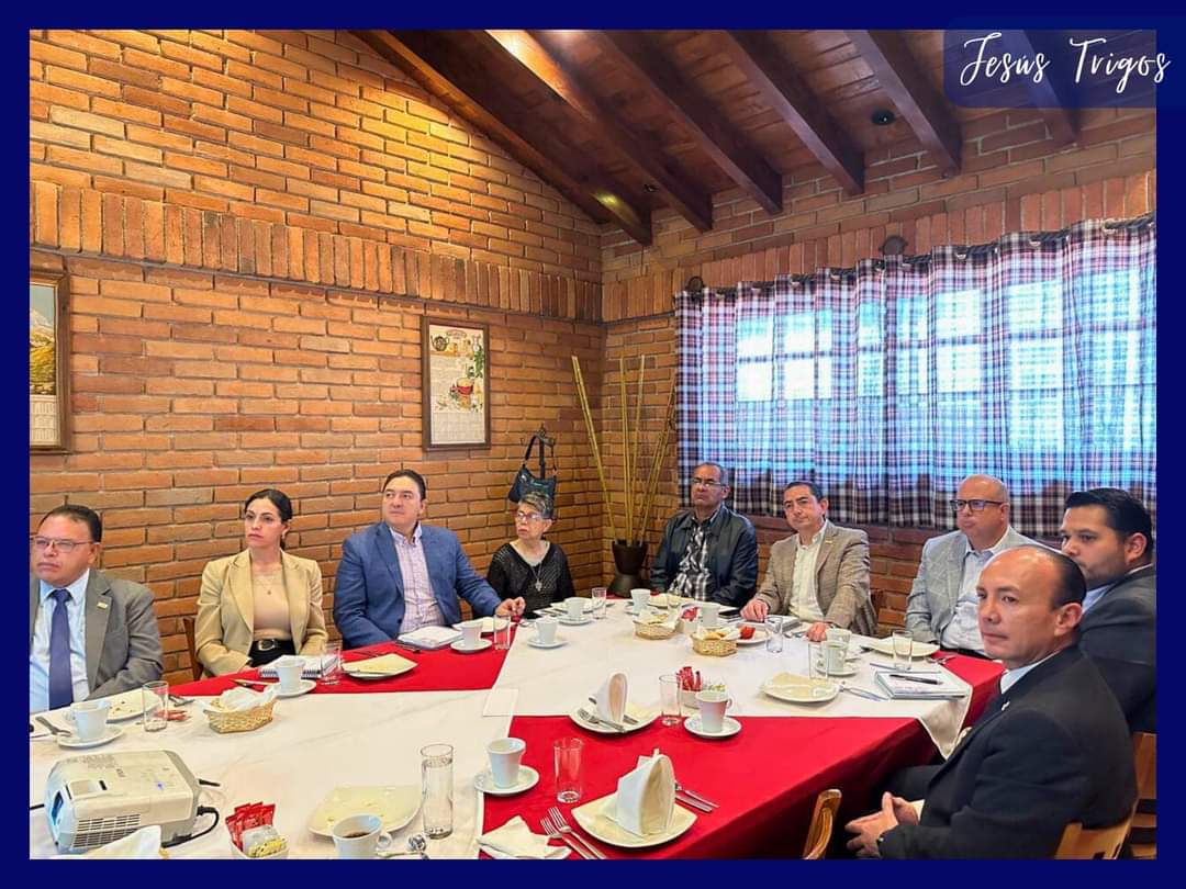 jitr_77's tweet photo. Participe en la sesión de consejo de #USEMValleDeToluca, donde saludé a mi amigo Juan Ernesto García Piña presidente de #USEM. https://t.co/gWSqPQUjLL