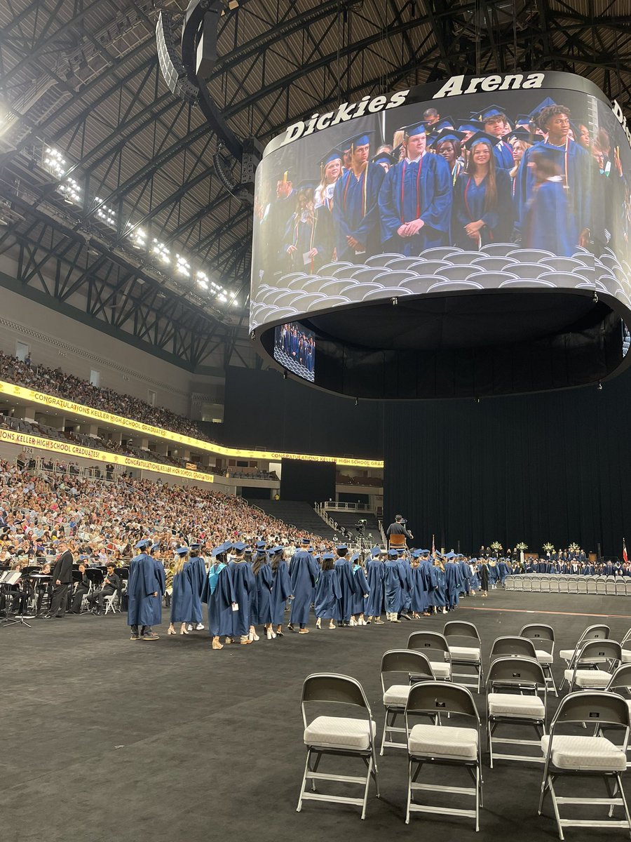 🎉 The @KHSIndianNation Class of 2024 has crossed the stage! We know your futures are bright! Congratulations! #CelebrateKISD #KISDGrad24 🎓