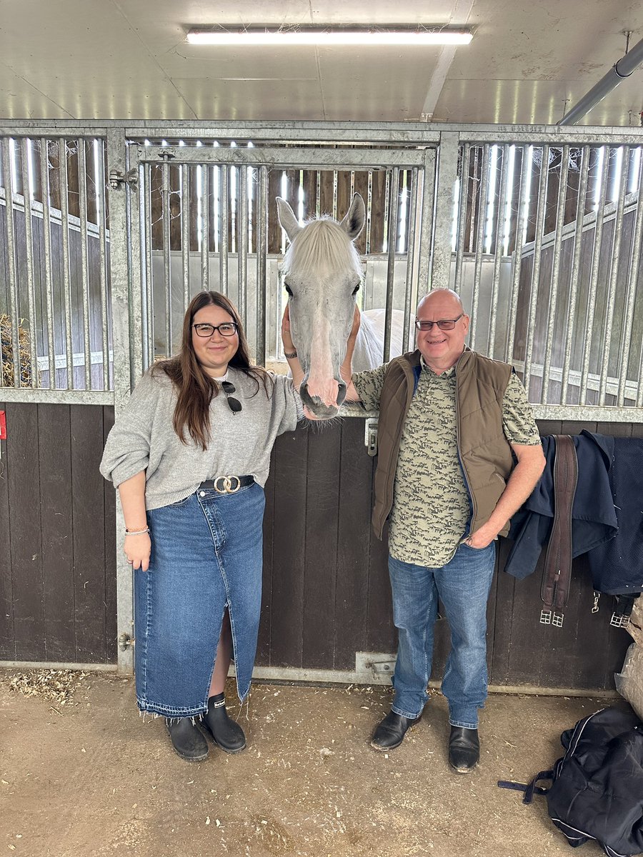 Love this photo of @BeckyRacing and Dad with the original unicorn Teqany from their weekend visit to Ravenswell