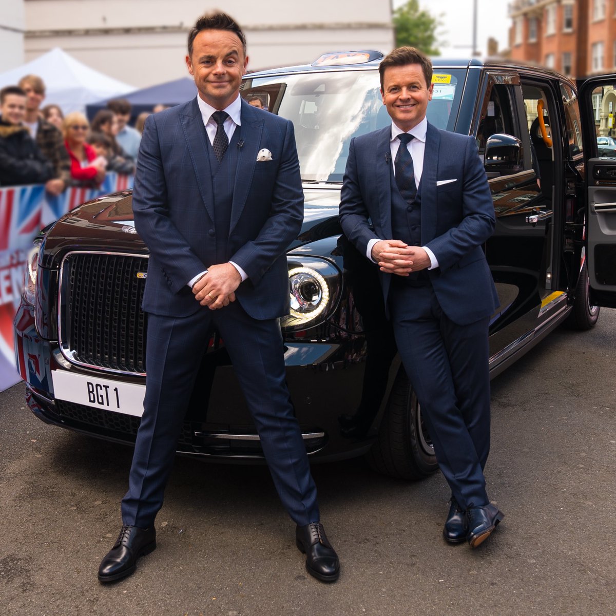 antanddec tweet media