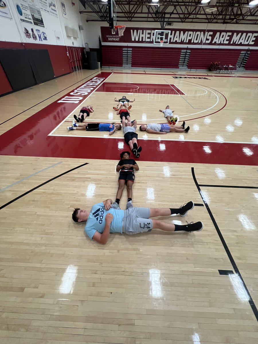 Cbr0wn_2302's tweet photo. We are one week away from Wiley Brown basketball camp! These are some pictures from last years sessions. Make sure you get registered! We are going to have some fun and get better while learning from some current college athletes and coaches! https://t.co/RU4u97Hlh5 https://t.co/RY5NxXgkdk