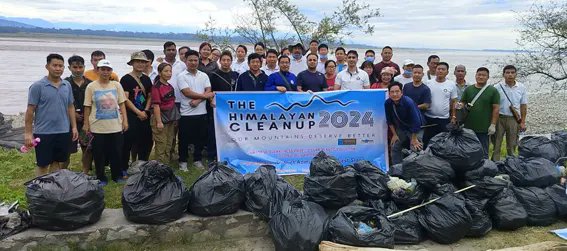 arunachaltimes_'s tweet image. (DA organises THC at #Komlighat)
#TheHimalayanCleanup
The Arunachal Times - arunachaltimes.in/index.php/2024…