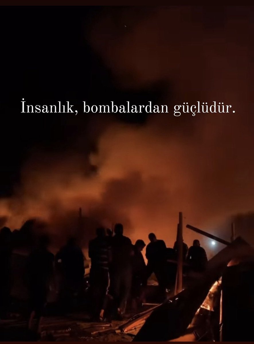 İnsanlık, bombalardan güçlüdür. 
#GazzedeKatli̇am