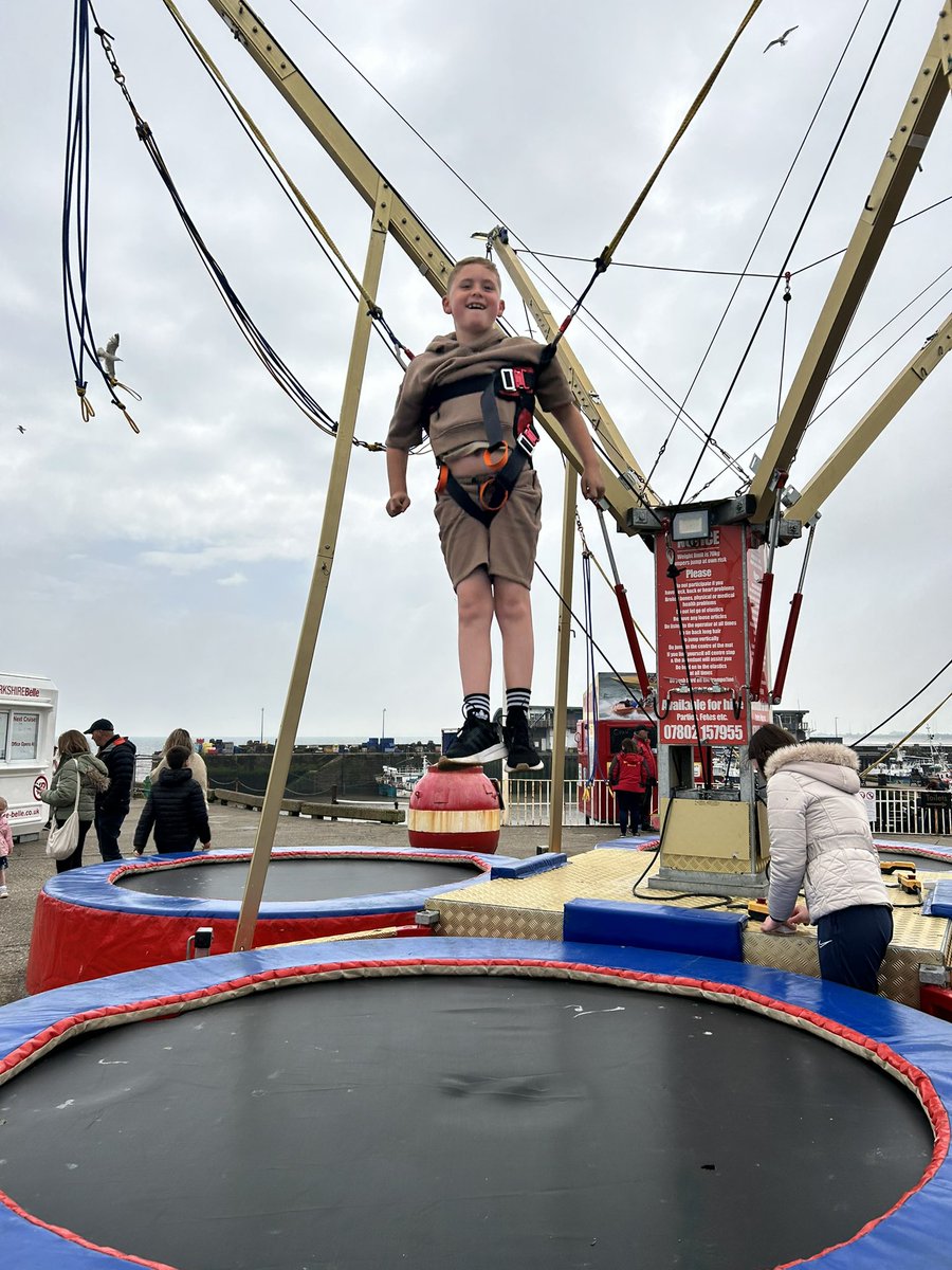 SeagraveFiona's tweet image. Seaside fun for Noah &amp;amp; Jaxon for half term #healthyselfie @staynorHprimary  @MrJeff85