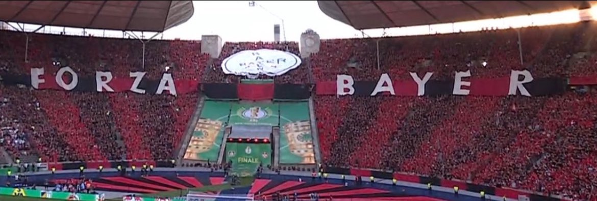 „Wow, was eine mächtige Choreo am Marathontor. Krasses Ding.“

vs

„Bah geh mal weg wie peinlich ist das denn. Egal ob Marathontor.“