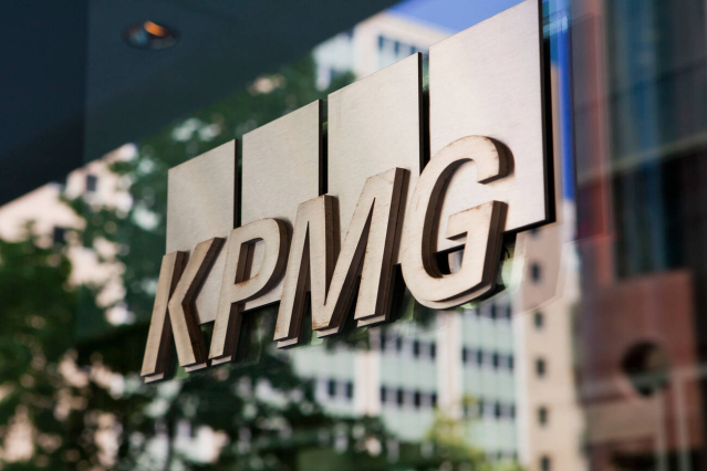 juleswalker4's tweet photo. We're proud to share that KPMG held the highest market share of IPO audit clients in Q1'24. Following a few successful exits in Q1, the potential for startups to start testing the IPO waters may push the window open. Read more about Q1's IPO audits here: https://t.co/9rNh5agmw0 https://t.co/YVOEmhJD6x