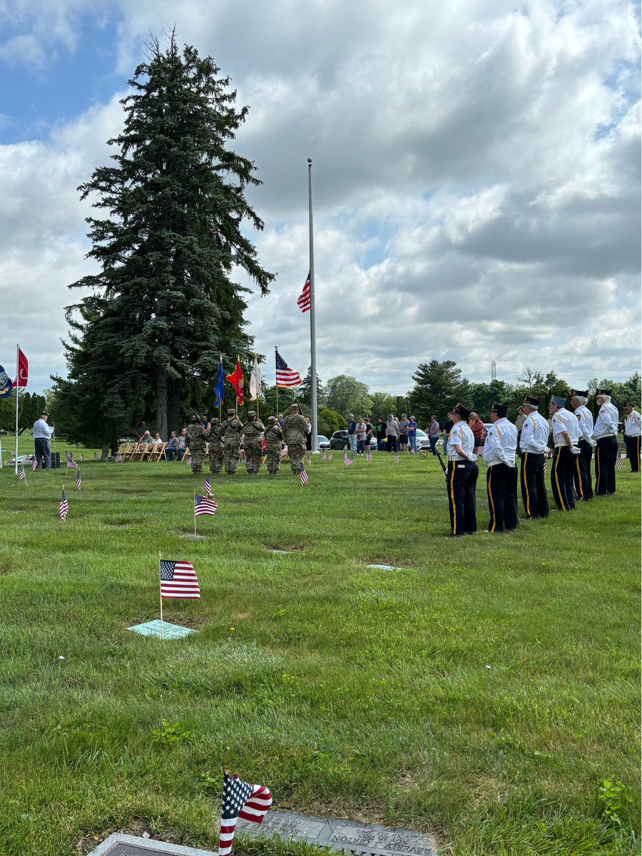 The Westland High School (AFJROTC) cadets participated in three Memorial Day events earlier today to pay tribute to those heroes past and present.  Cadets along with AMVETS Post 1928 performed a 13 Folds of Honor ceremony and a presentation of the colors at Galloway Cemetery and