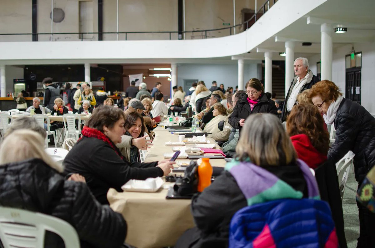 Somos Caseros en el Coloso 🤩

📍Este domingo vivimos una jornada a pura cultura en el Coloso del Club Villa Mitre.