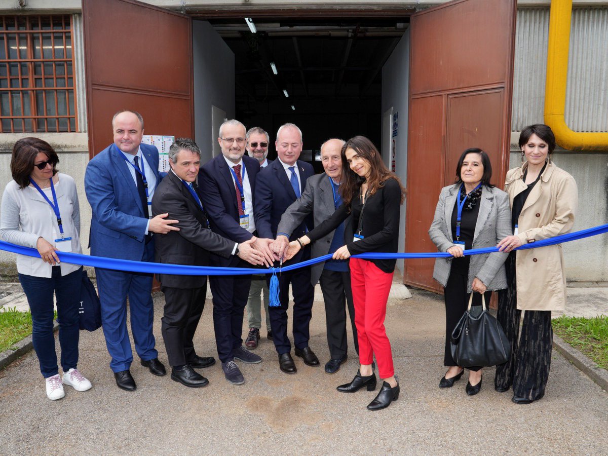 Abbiamo inaugurato oggi all’interno dell’Istituto carcerario di Opera il laboratorio della Scuola Edile per incrementare le #opportunità di #lavoro tra le persone detenute e favorire il loro reinserimento sociale.

Leggi il comunicato: portale.assimpredilance.it/articoli/inaug…