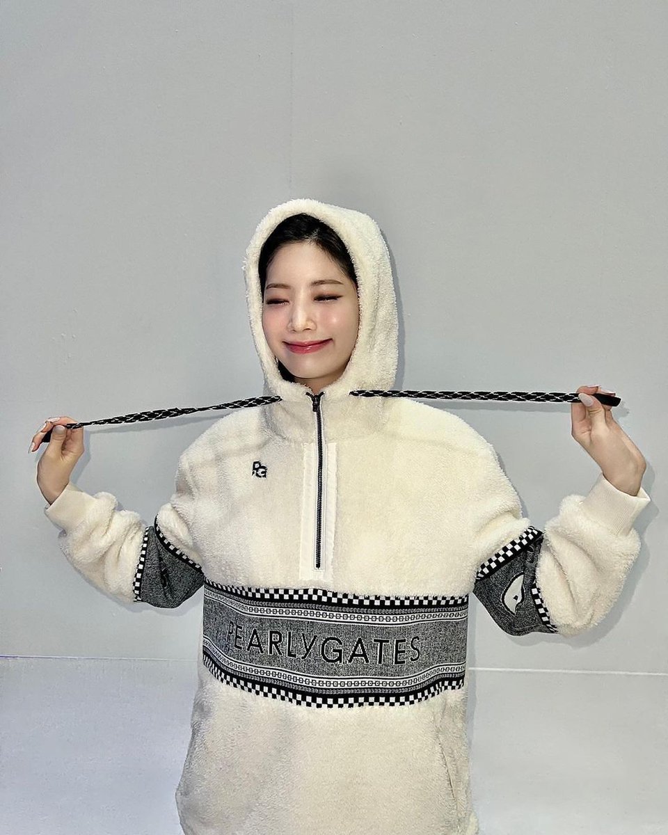 SubjectKpop's tweet photo. Happy Birthday to Dahyun 😊🎉 @JYPETWICE 

#다현이_생일까지_전력질주
#OurDUBelovedDay
#HappyDAHYUNday https://t.co/wIKfGMX6VD