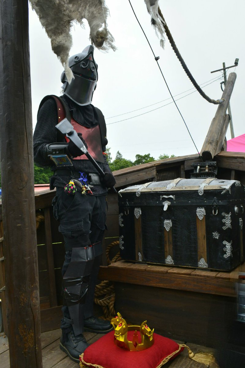 Famous_player_'s tweet image. Hey Pirate babes, bro has RIZZ now! @FortniteGame #fortniteIRL
Throwback to Season 8

Please share this around! 🙏