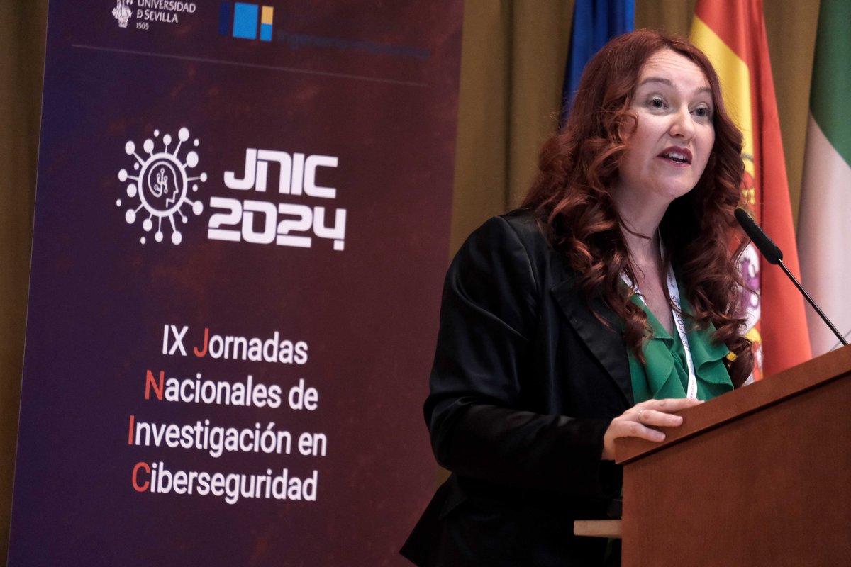 Universidad de Sevilla tweet media