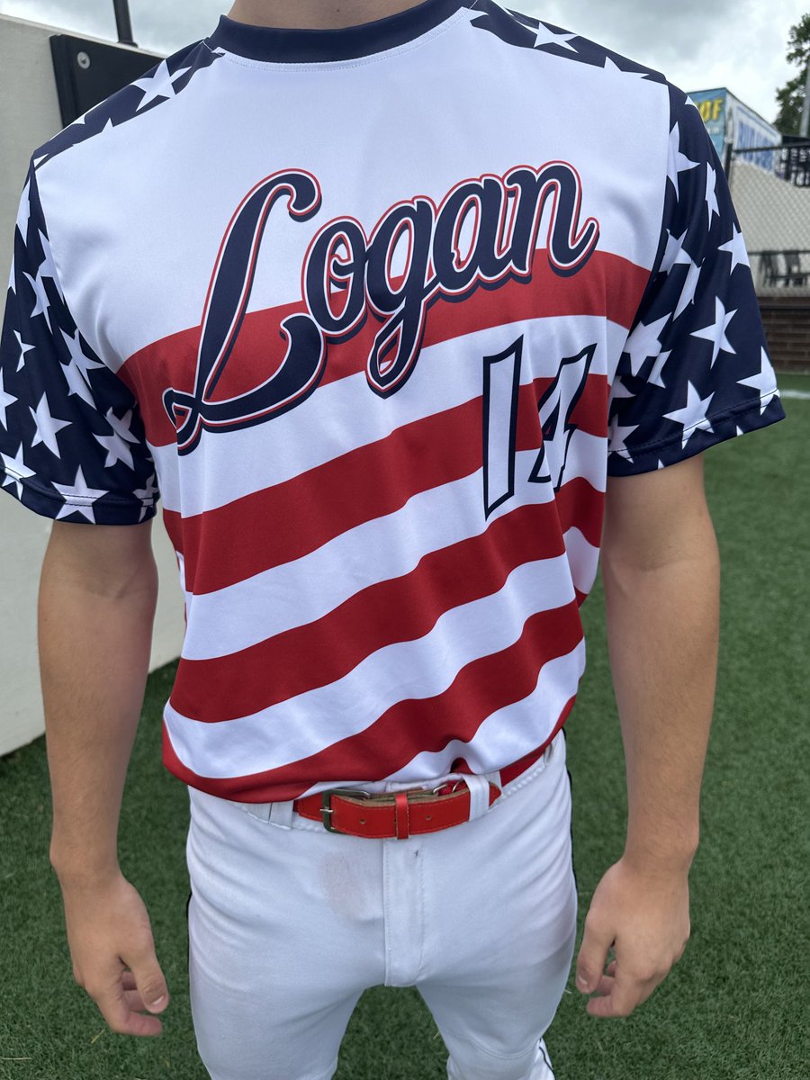 Our Berries are wearing our patriotic themed jerseys today in honor of Memorial Day. 🇺🇸⚾️ Go Berries!