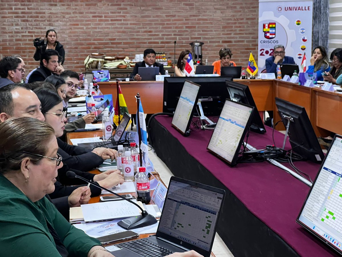 RectorUNAP's tweet photo. CRISCOS | Como #UNAP, representamos a Chile en la 48° Reunión de Coordinadores y Coordinadoras del Programa de Movilidad Estudiantil, Académica y Administrativa de CRISCOS. En la U. Privada del Valle (UNIVALLE) en Santa Cruz, Bolivia. 
Más aquí: 
https://t.co/Krj8iATSqN

#IQUIQUE https://t.co/HCI566746f