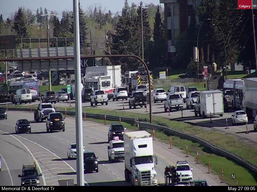 UPDATE: Traffic incident on NB Deerfoot Tr after Memorial Dr SE, blocking the right lane. #yyctraffic #yycroads