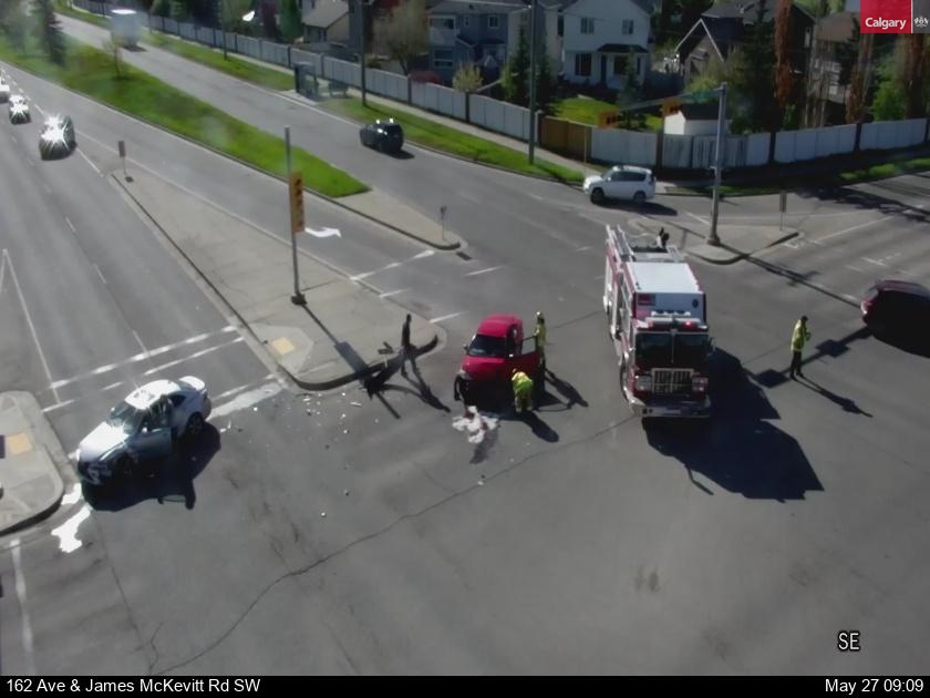 ALERT: Two vehicle incident on 162 Ave and James Mckevitt Rd SW, blocking the WB lanes. Please use alternate route. #yyctraffic #yycroads