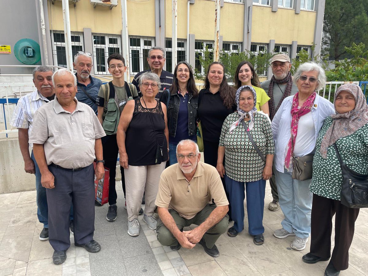 Köyümüzün muhtarına Akbelen nöbet alanına pankart asma gerekçesiyle verilen 40 BİN TL para cezasının iptaline ilişkin açtığımız davanın duruşması bugün görüldü. Karar 15 gün içinde verilecek. Unutmayın,bizi bu baskılarla yıldıramazsınız. Sonuna kadar mücadeleye devam edeceğiz!