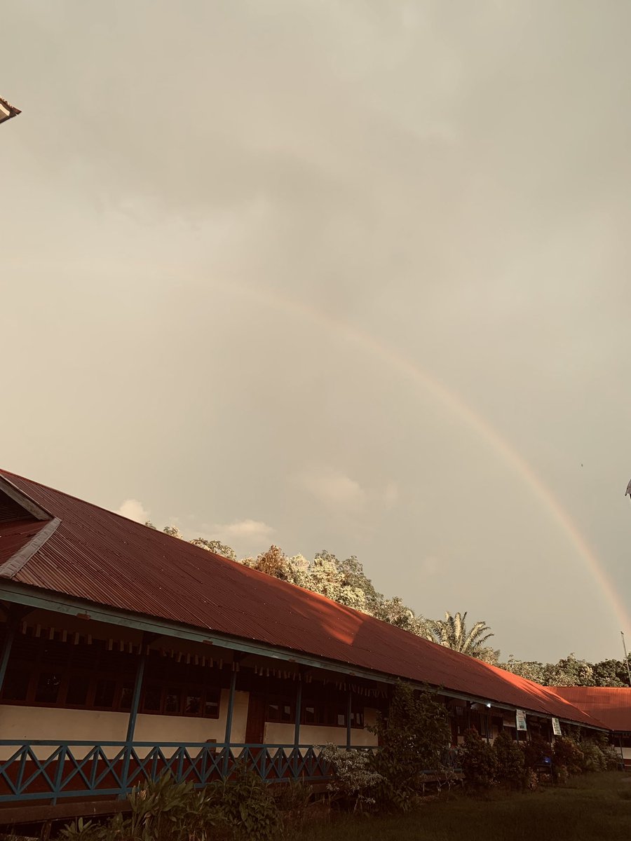 dionaldo_o's tweet photo. Rainbow after the rain. https://t.co/9rBjb3R84n