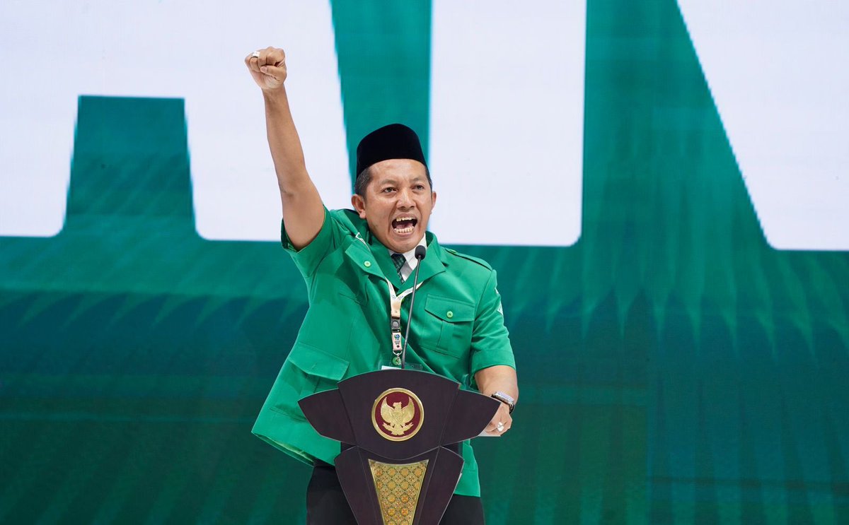 Official_Ansor's tweet photo. Menuju Ansor Masa Depan adalah menjadi bagian inheren dari kebutuhan masyarakat, mulai dari aktivitas bisnis dan ekonomi, inovasi media dan teknologi, peningkatan kapasitas sumber daya manusia dan anak muda. https://t.co/jPOW6AjN9U