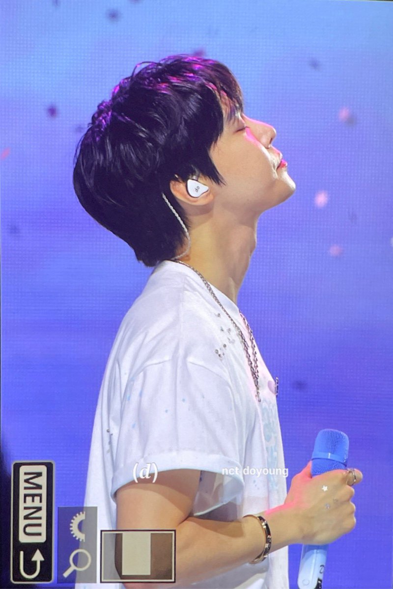 240527
#도영 #DOYOUNG #NCT