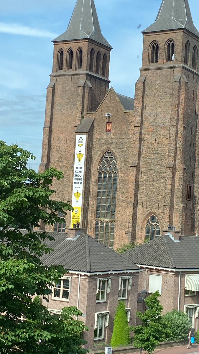 Uitzicht vanaf mijn werkplek.. 🍻met zicht op de nieuwe stek van @Brouwerij_Durs #Arnhem