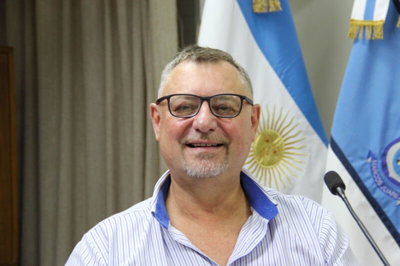 radiocentromj's tweet photo. Javier Barletta: “Es una situación política muy compleja, estamos detonados” • 🎙️En la mañana de hoy, el presidente del Concejo Deliberante estuvo en contacto con Marcelo Volpi en Puertas Abiertas https://t.co/Lkqj0DS6lL https://t.co/SoMOuk3kOj